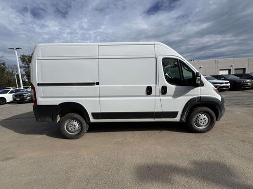 2025 RAM ProMaster 1500 Base