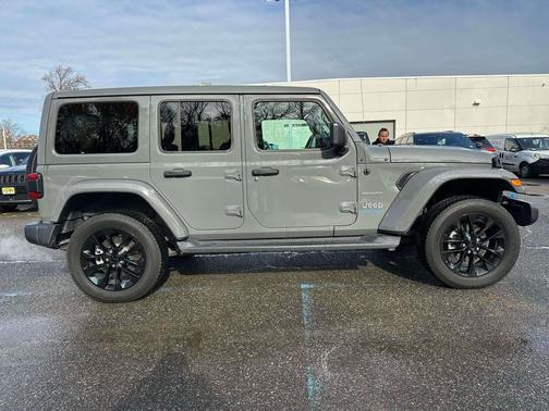 2023 Jeep Wrangler 4xe Sahara