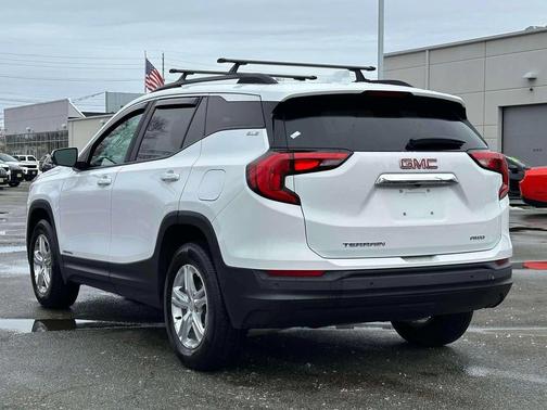 2021 GMC Terrain SLE