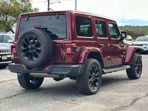 2022 Jeep Wrangler Unlimited 4xe Sahara