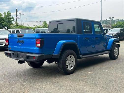 2022 Jeep Gladiator Sport S