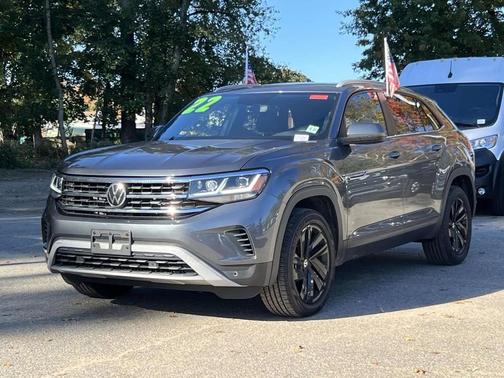 2022 Volkswagen Atlas Cross Sport 3.6L V6 SE w/Technology