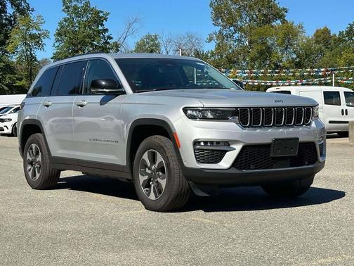 2023 Jeep Grand Cherokee 4xe Base