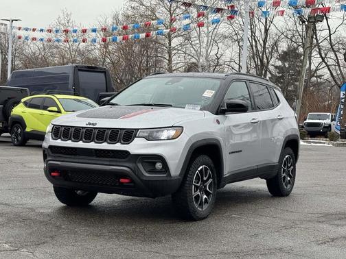 2025 Jeep Compass Trailhawk