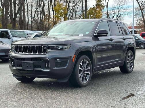 2022 Jeep Grand Cherokee Overland