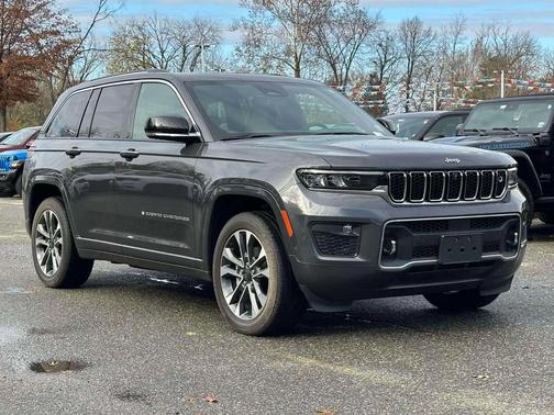 2022 Jeep Grand Cherokee Overland
