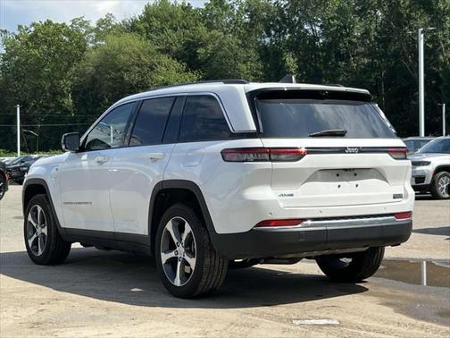 2023 Jeep Grand Cherokee 4xe Base