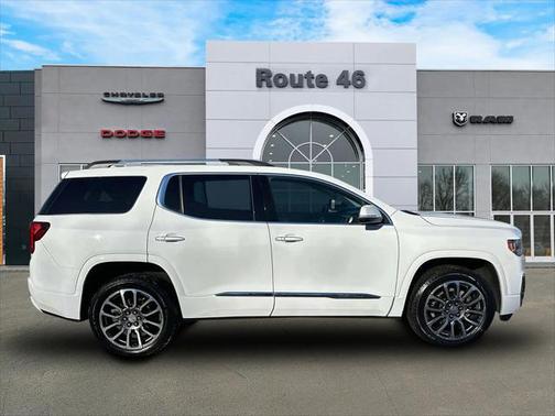 2022 GMC Acadia Denali