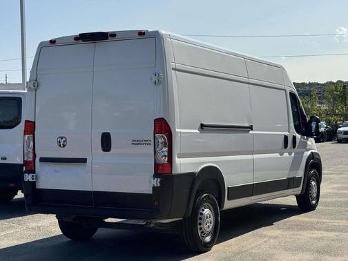 2025 RAM ProMaster 2500 Tradesman