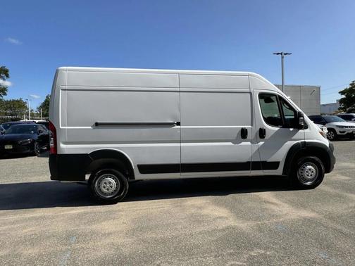 2025 RAM ProMaster 2500 Tradesman