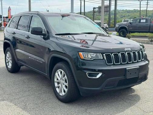 2022 Jeep Grand Cherokee Laredo