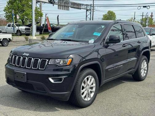 2022 Jeep Grand Cherokee Laredo