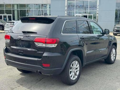 2022 Jeep Grand Cherokee Laredo