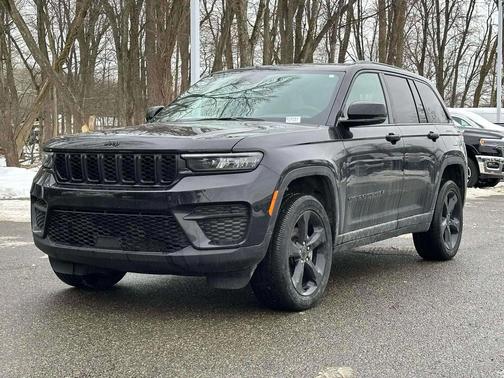 2025 Jeep Grand Cherokee Altitude