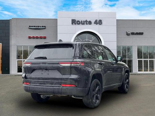 2025 Jeep Grand Cherokee Altitude