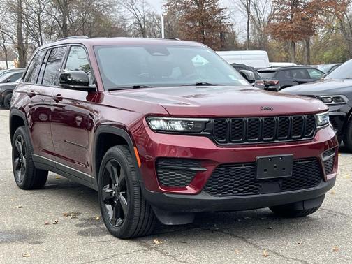 2023 Jeep Grand Cherokee Altitude