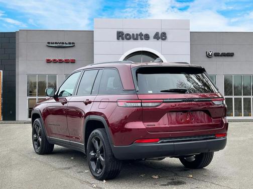 2023 Jeep Grand Cherokee Altitude