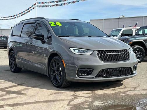 2024 Chrysler Pacifica Limited