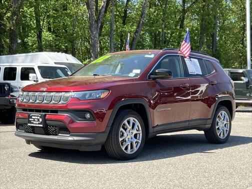 2022 Jeep Compass Latitude Lux