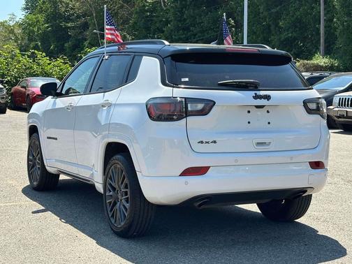 Bright White Clearcoat 2023 Jeep Compass High Altitude