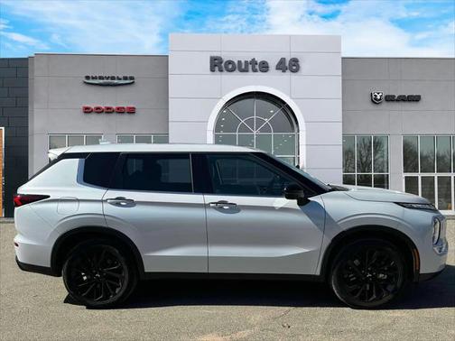 2023 Mitsubishi Outlander SEL Black Edition S-AWC