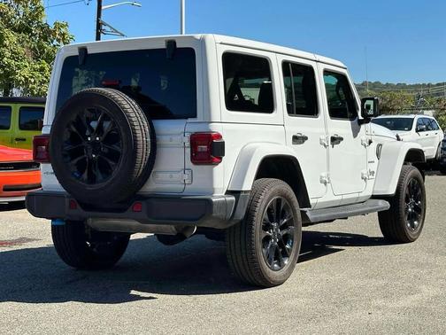 2023 Jeep Wrangler 4xe Sahara