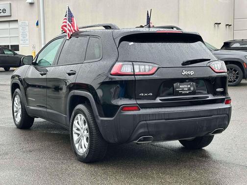 2022 Jeep Cherokee Latitude Lux