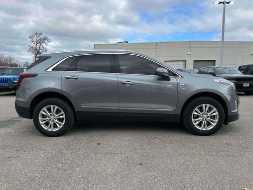 2022 Cadillac XT5 Luxury