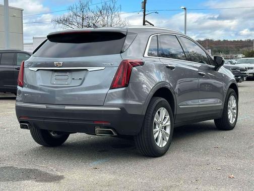 2022 Cadillac XT5 Luxury