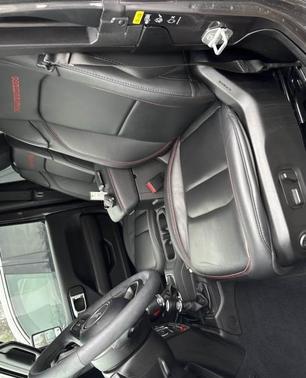 Granite Crystal Metallic Clearcoat 2025 Jeep Wrangler Rubicon