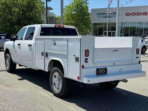2024 RAM 2500 Tradesman Crew Cab 4x4 8' Box