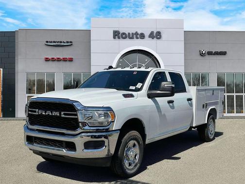 2024 RAM 2500 Tradesman Crew Cab 4x4 8' Box
