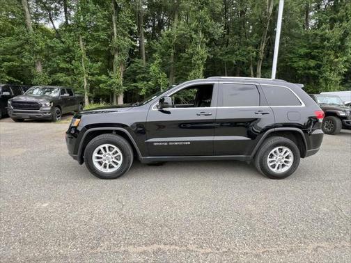 2019 Jeep Grand Cherokee Laredo