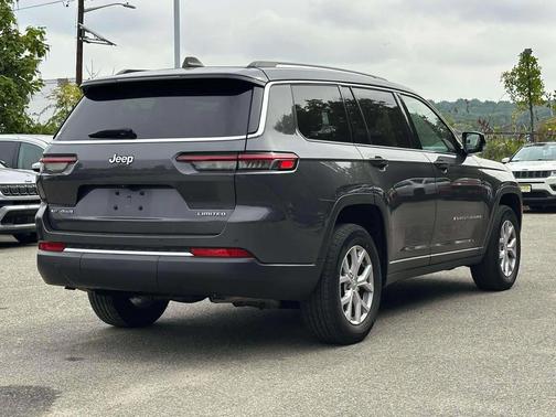 2022 Jeep Grand Cherokee L Limited