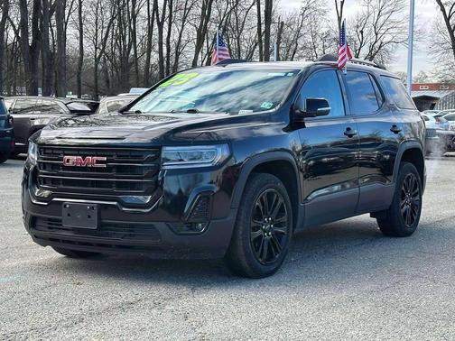 2023 GMC Acadia SLT