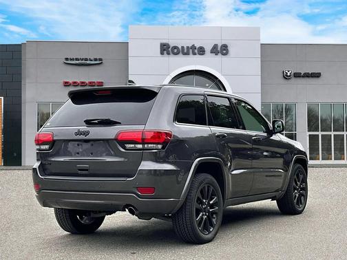 2019 Jeep Grand Cherokee Altitude