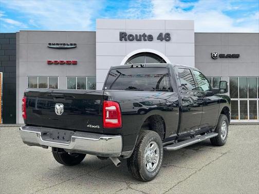 2024 RAM 2500 Tradesman Crew Cab 4x4 6'4' Box
