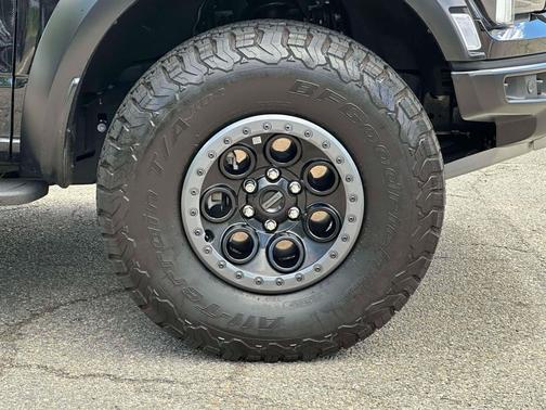 Agate Black Metallic 2025 Ford F-150 Raptor