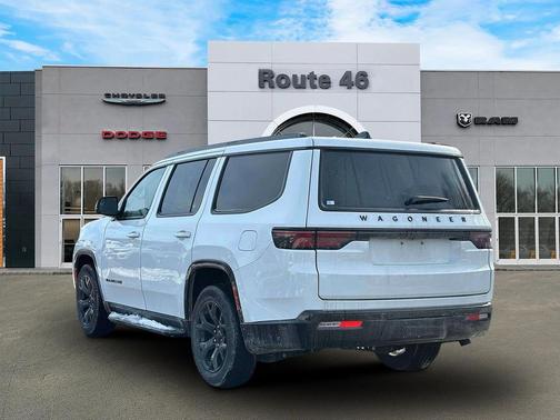 2024 Jeep Wagoneer Series II Carbide 4x4