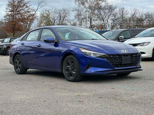 2023 Hyundai ELANTRA HEV Blue