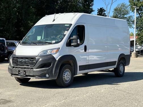 2025 RAM ProMaster 2500 Tradesman