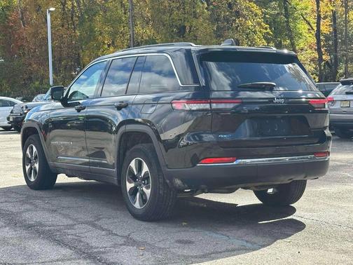 2024 Jeep Grand Cherokee 4xe Base