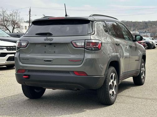 Sting-Gray Clearcoat 2022 Jeep Compass Trailhawk