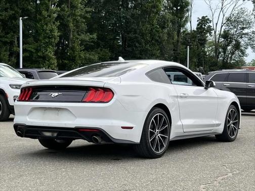 2020 Ford Mustang EcoBoost