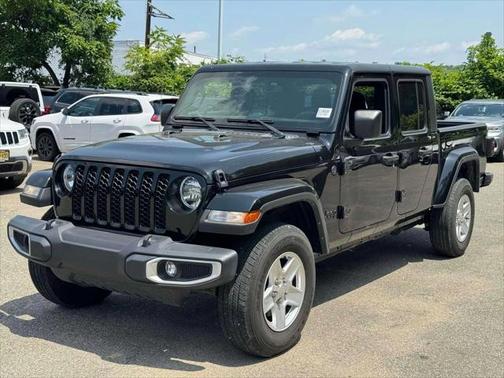 2022 Jeep Gladiator Sport S