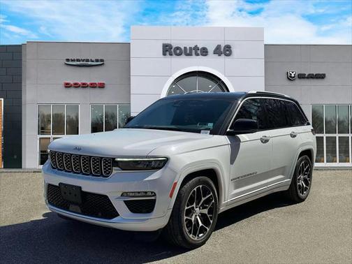 2022 Jeep Grand Cherokee Summit