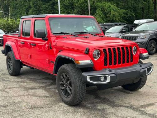 2022 Jeep Gladiator Sport S