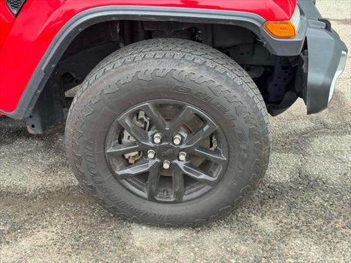 2022 Jeep Gladiator Sport S