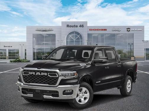 Diamond Black Crystal Pearlcoat 2027 RAM 1500 Big Horn/Lone Star
