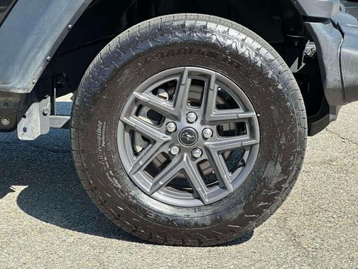 Black Clearcoat 2024 Jeep Wrangler Sport S